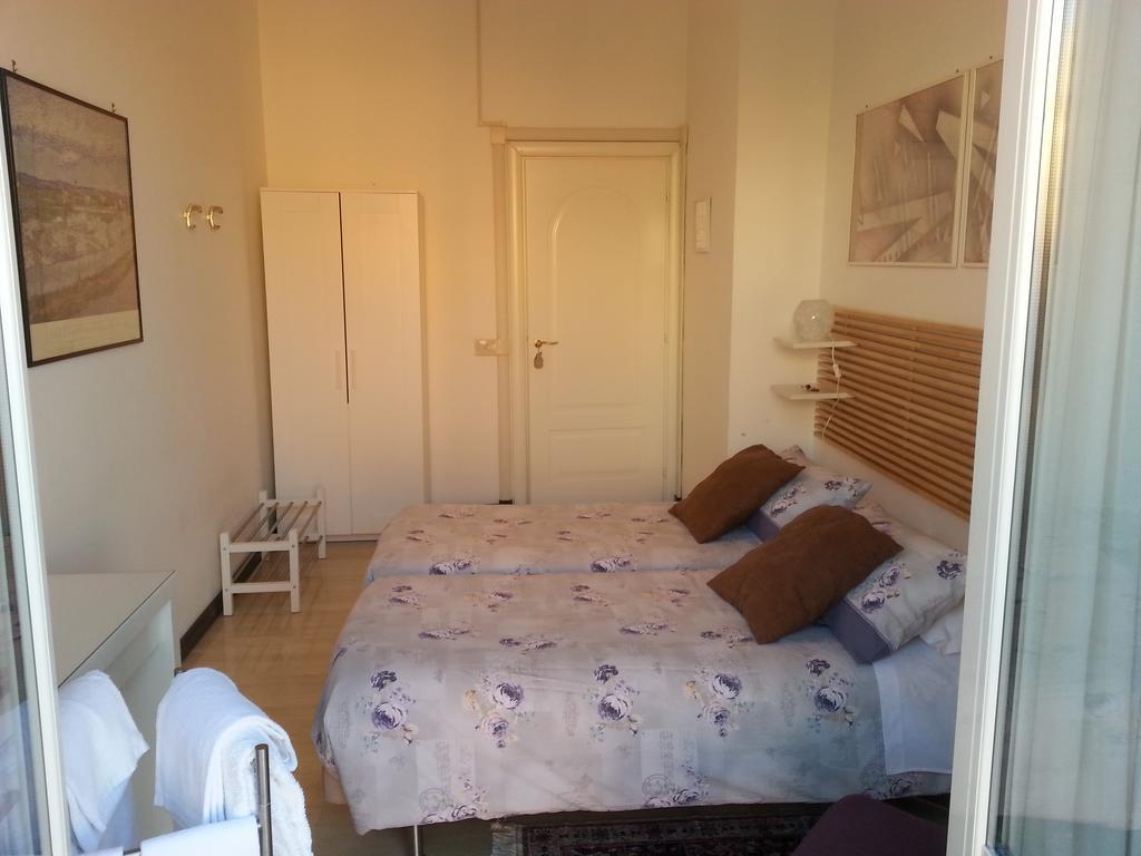 Le Stanze Del Papa Bed & Breakfast โรม ภายนอก รูปภาพ